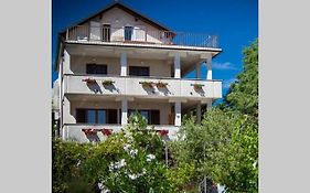 Apartments Loncar